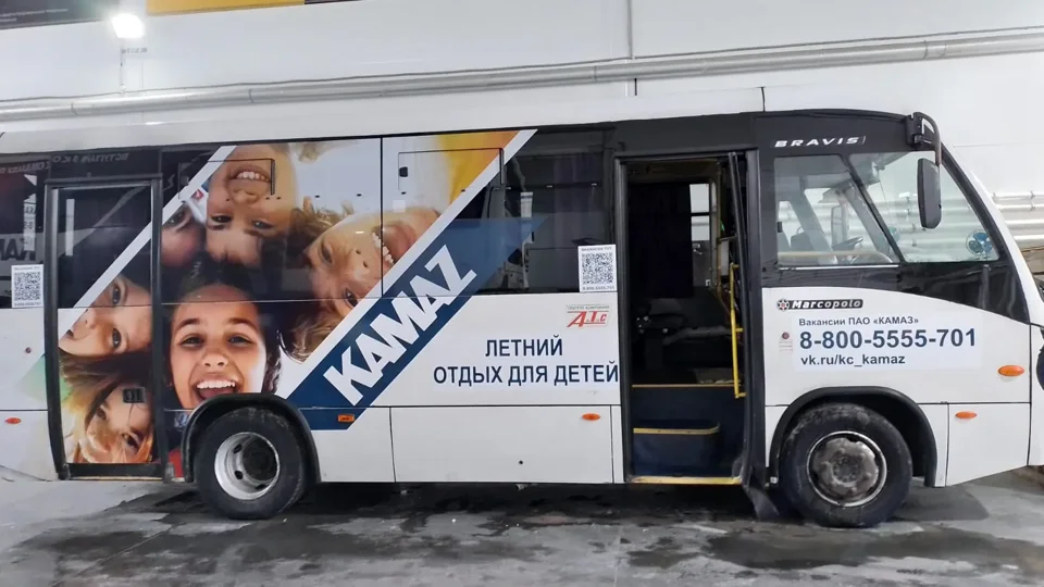Брендирование пассажирского микроавтобуса
